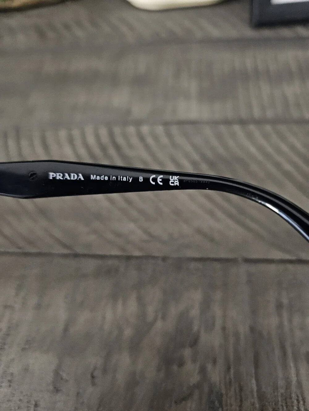 Classic Black Oversized Women's Sunglasses